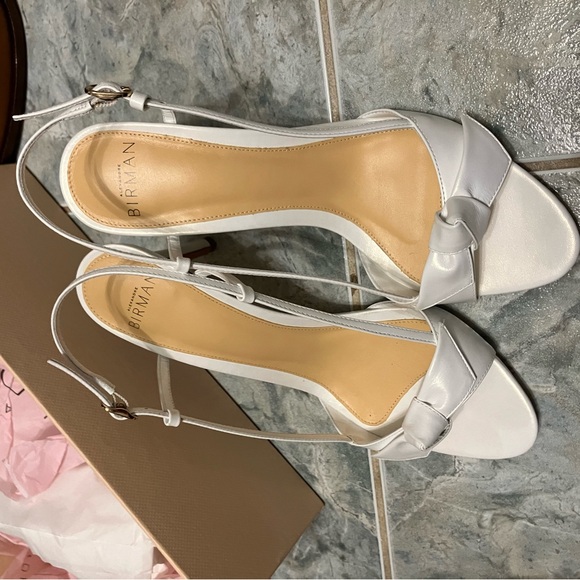 Alexandre Birman Clarita 85 Pearl Sandal, size 37 - Picture 2 of 4